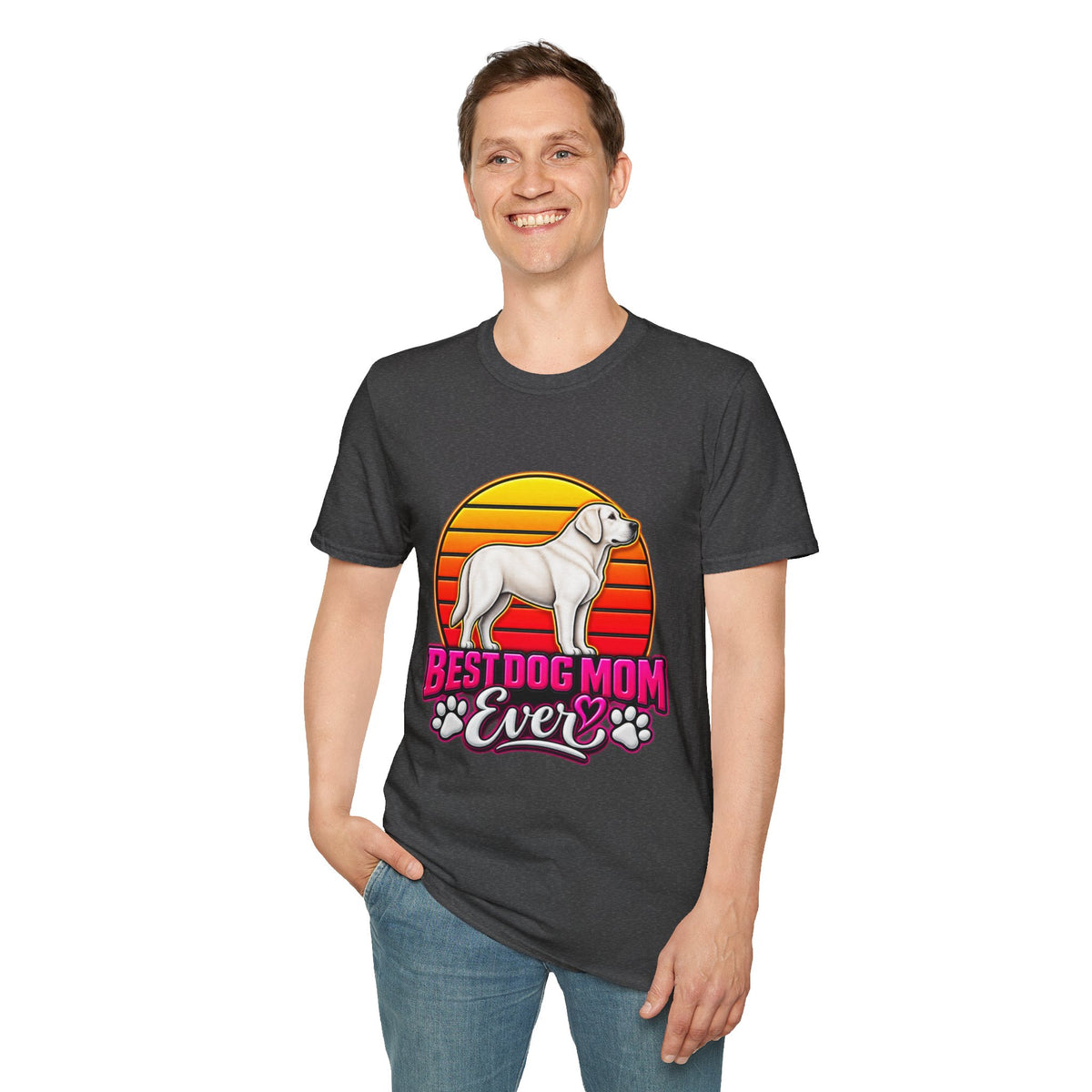 Best Dog Mom Ever T-Shirt – Retro Sunset Labrador Dog Mom Gift